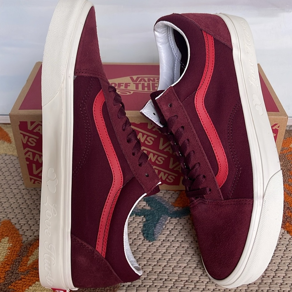 Vans Men’s Old Skool
Secret Lover Port Royale
VN0007NT4QU
Sneakers - Picture 12 of 16